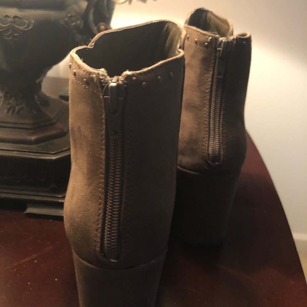 Booties/Boots Justfab - Picture 3 of 4